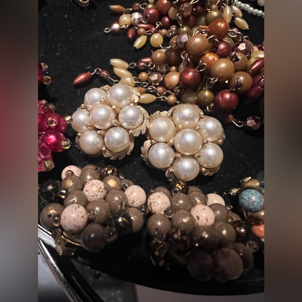 VINTAGE CLUSTERS - Picture 10 of 15